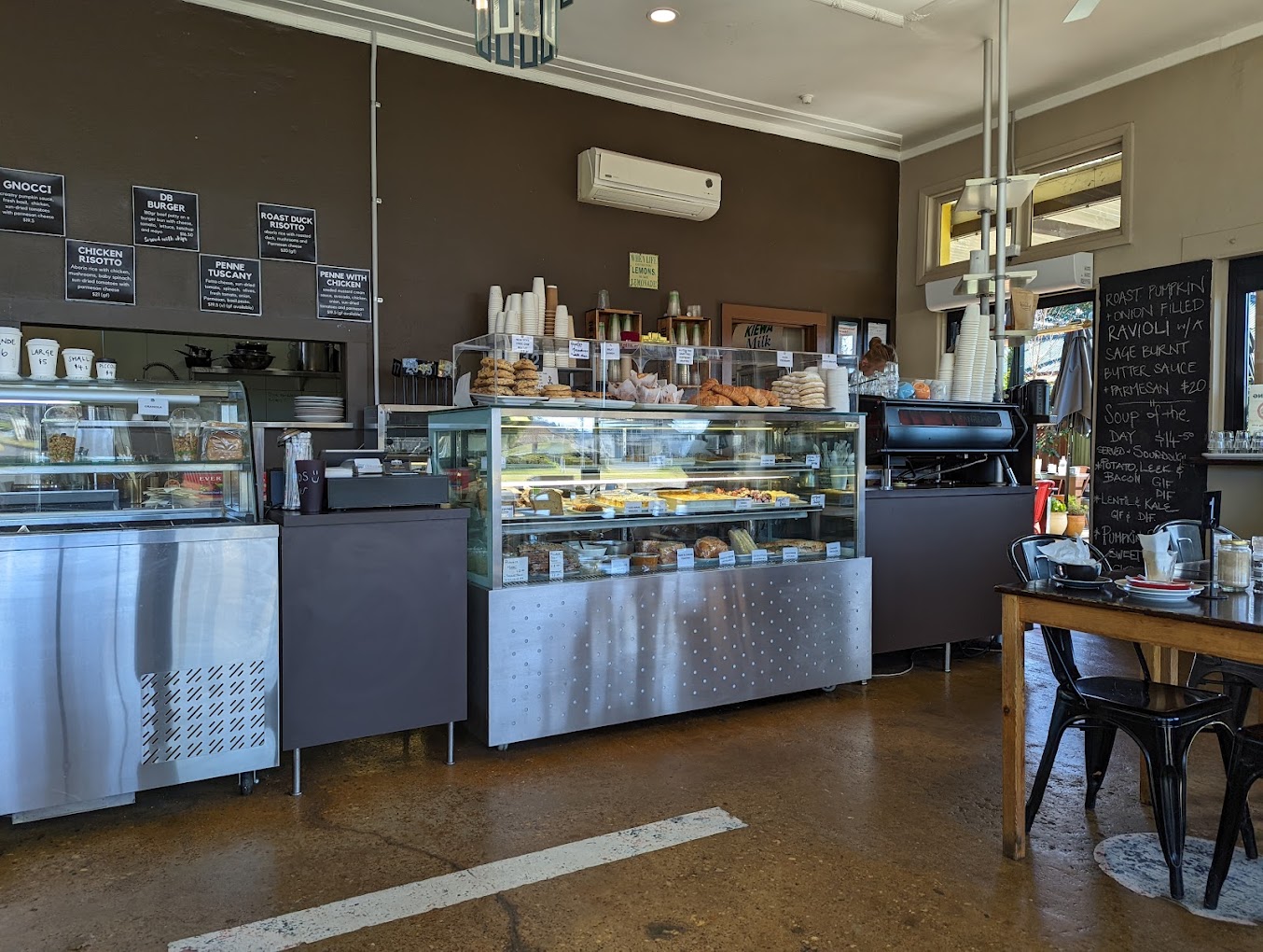 Deli Bean Cafe