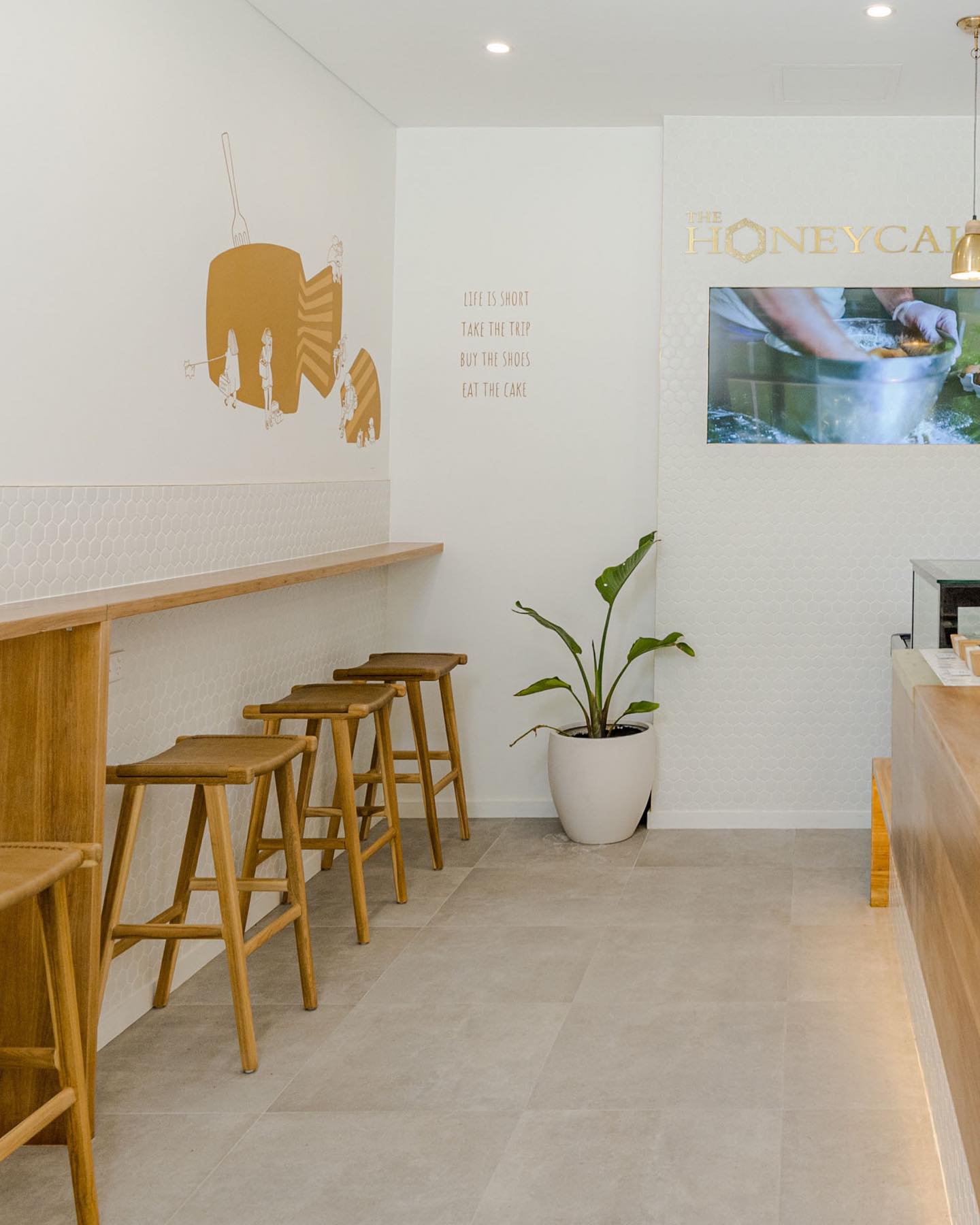 THE HONEYCAKE Northbridge