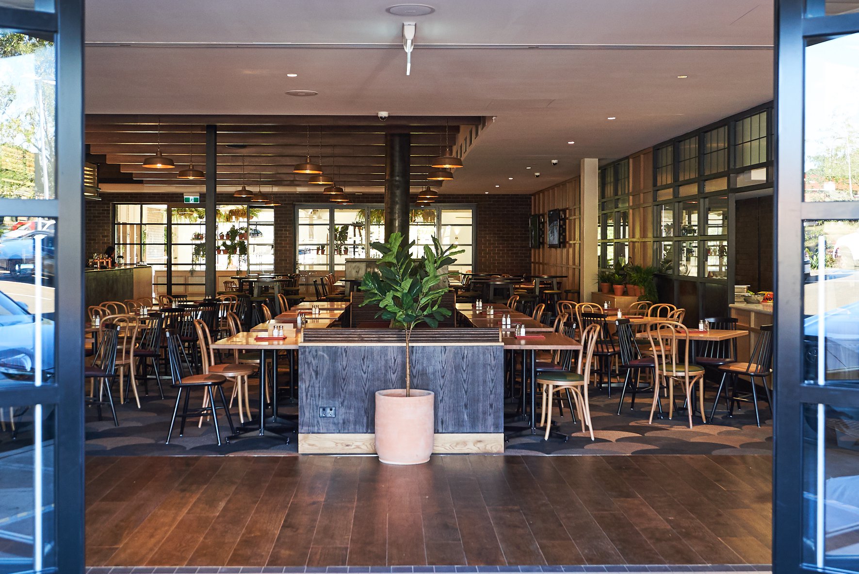 Ambarvale Hotel