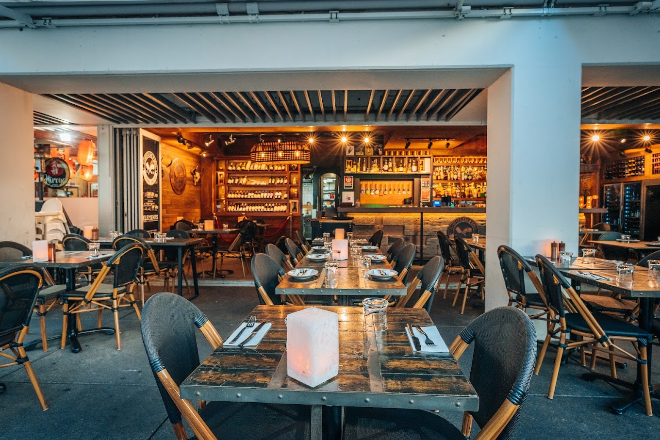 Elements Bar and Grill Darlinghurst