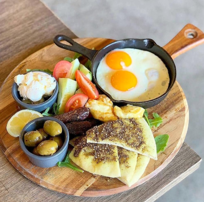 Zein's Food and Wine cafe