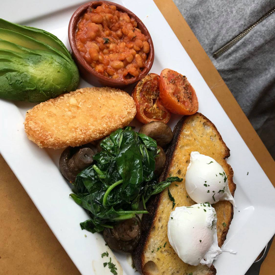 Dark Horse Cafe, Wine & Produce
