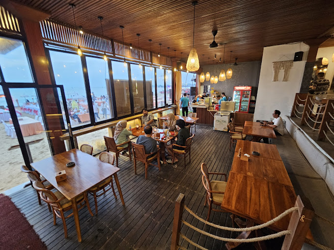 The Cuisine Cafe