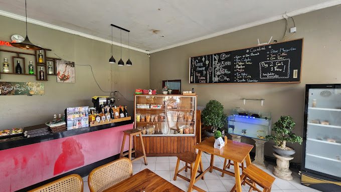 Blue Paradise Coffee Bakery and Eatery
