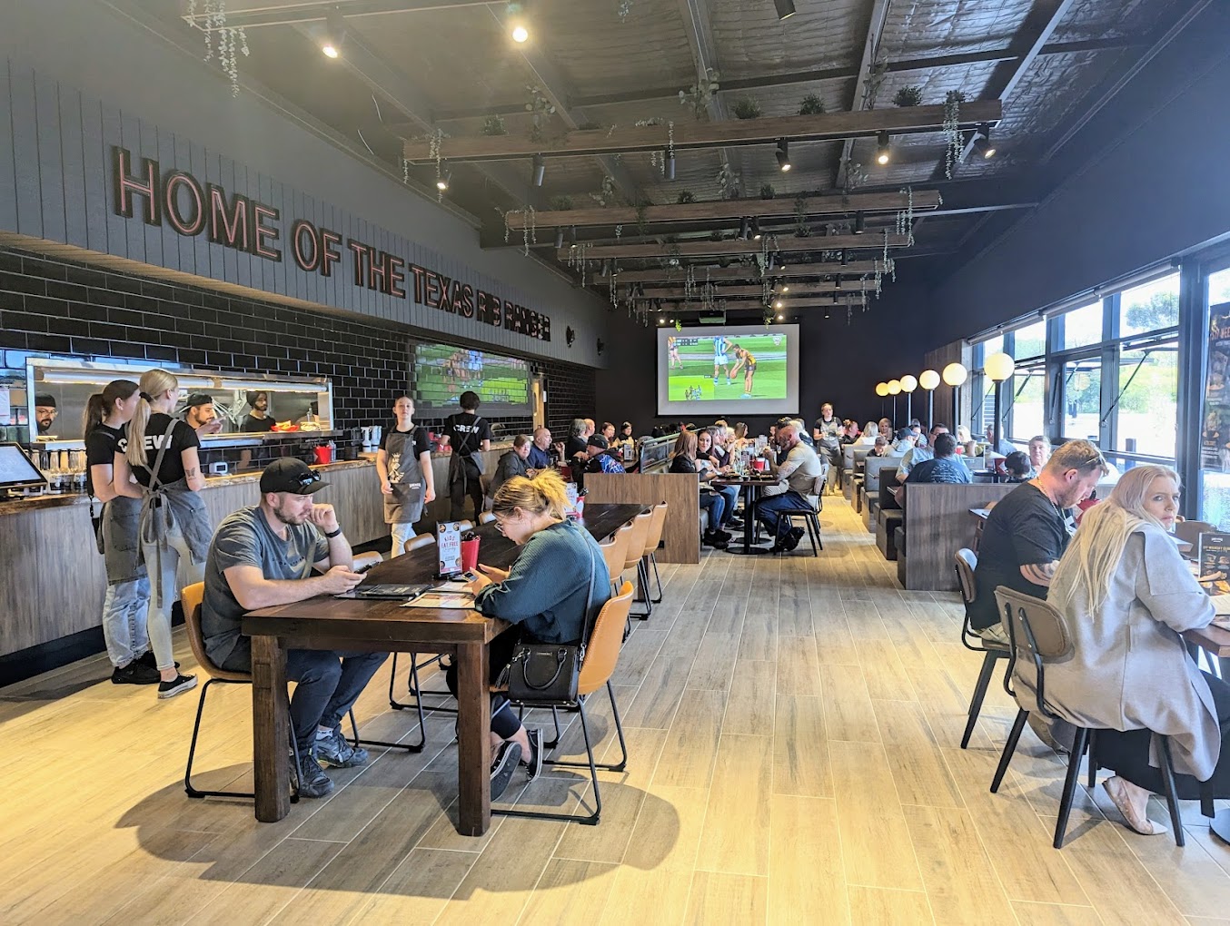 Lone Star Rib House & Brews Munno Para