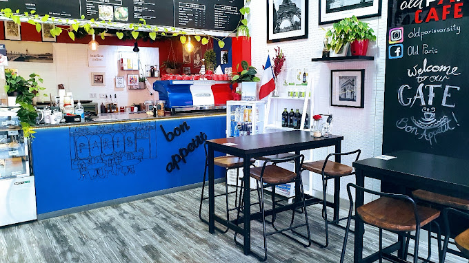 Old Paris Cafe