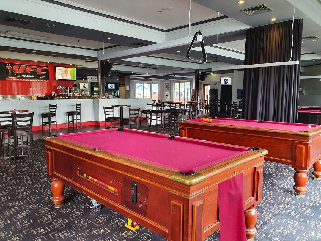 Commercial Hotel