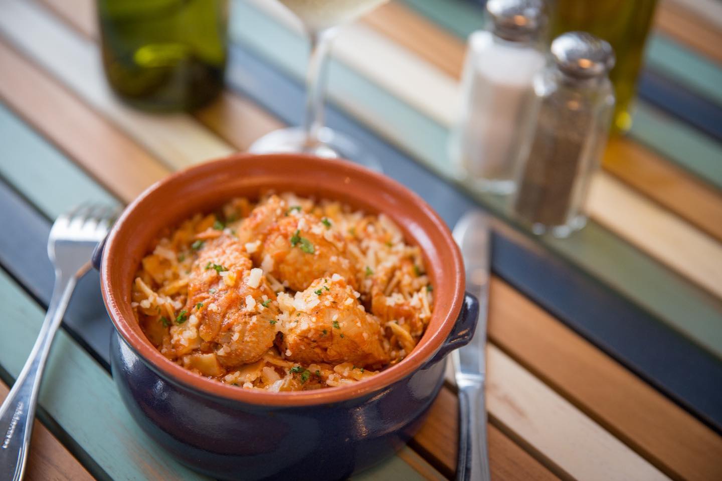 BAKALAKI Greek Taverna