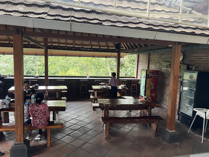 Babi Guling Depot Betty