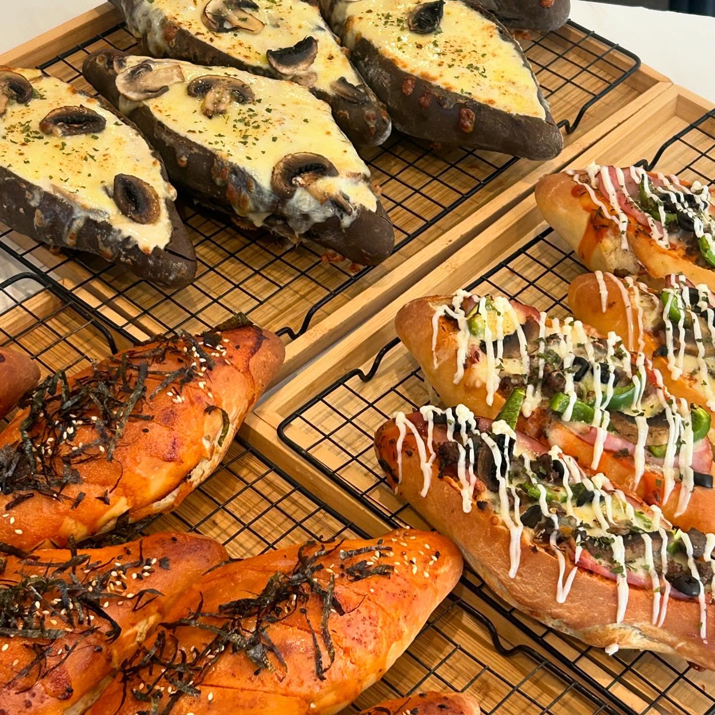 BAKE-IT BAKERY AND CAFE