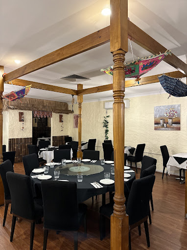 Raj on Taj Hutt Street