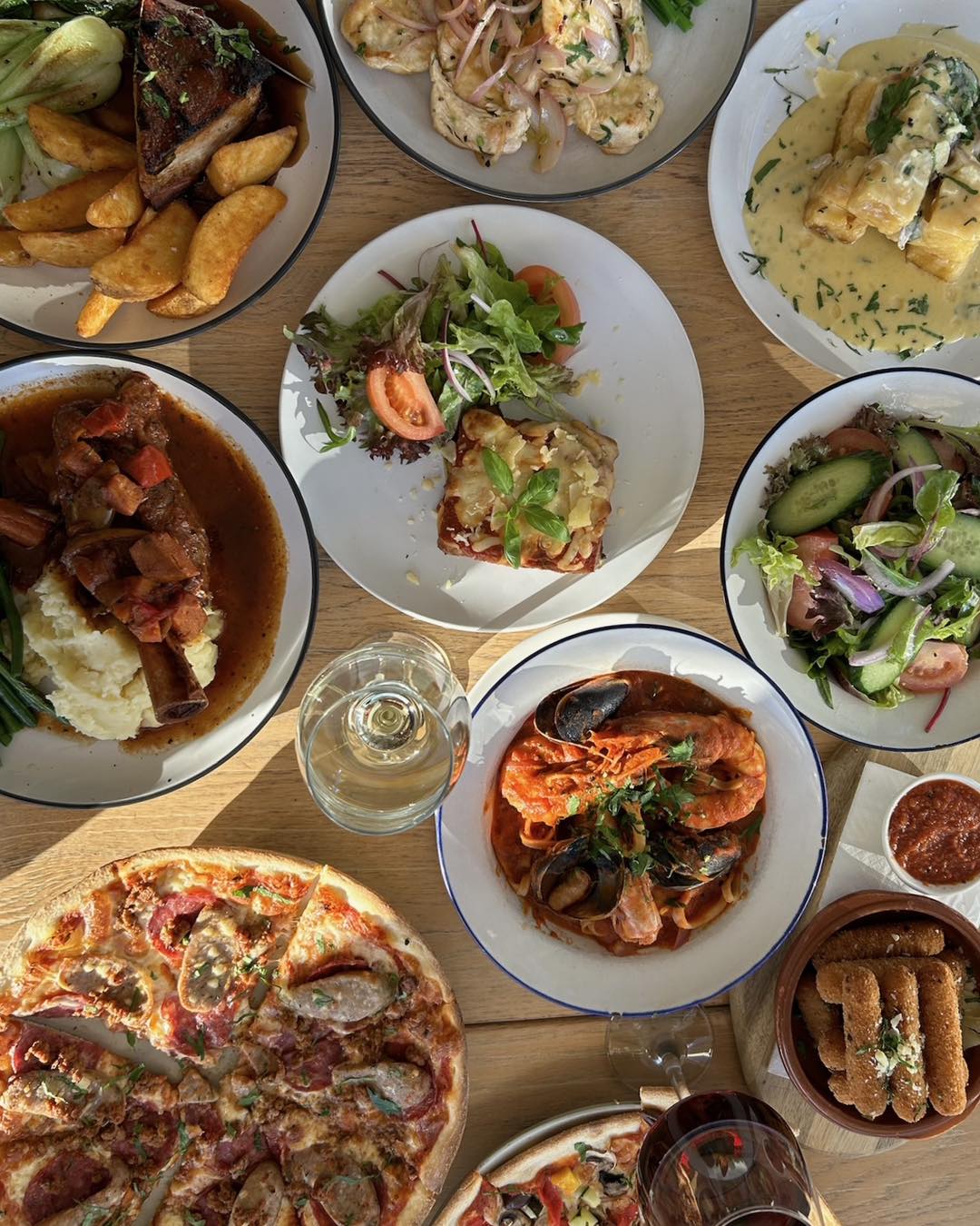Stella Restaurant