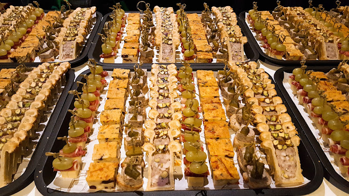 Les Deux Coqs - Adelaide Central Market