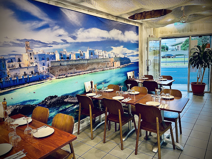 Seaside Eatery