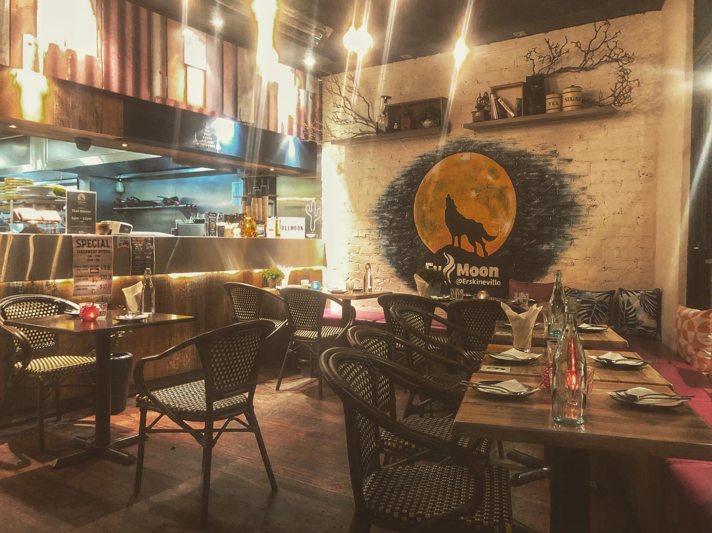 FULLMOON THAI ERSKINEVILLE