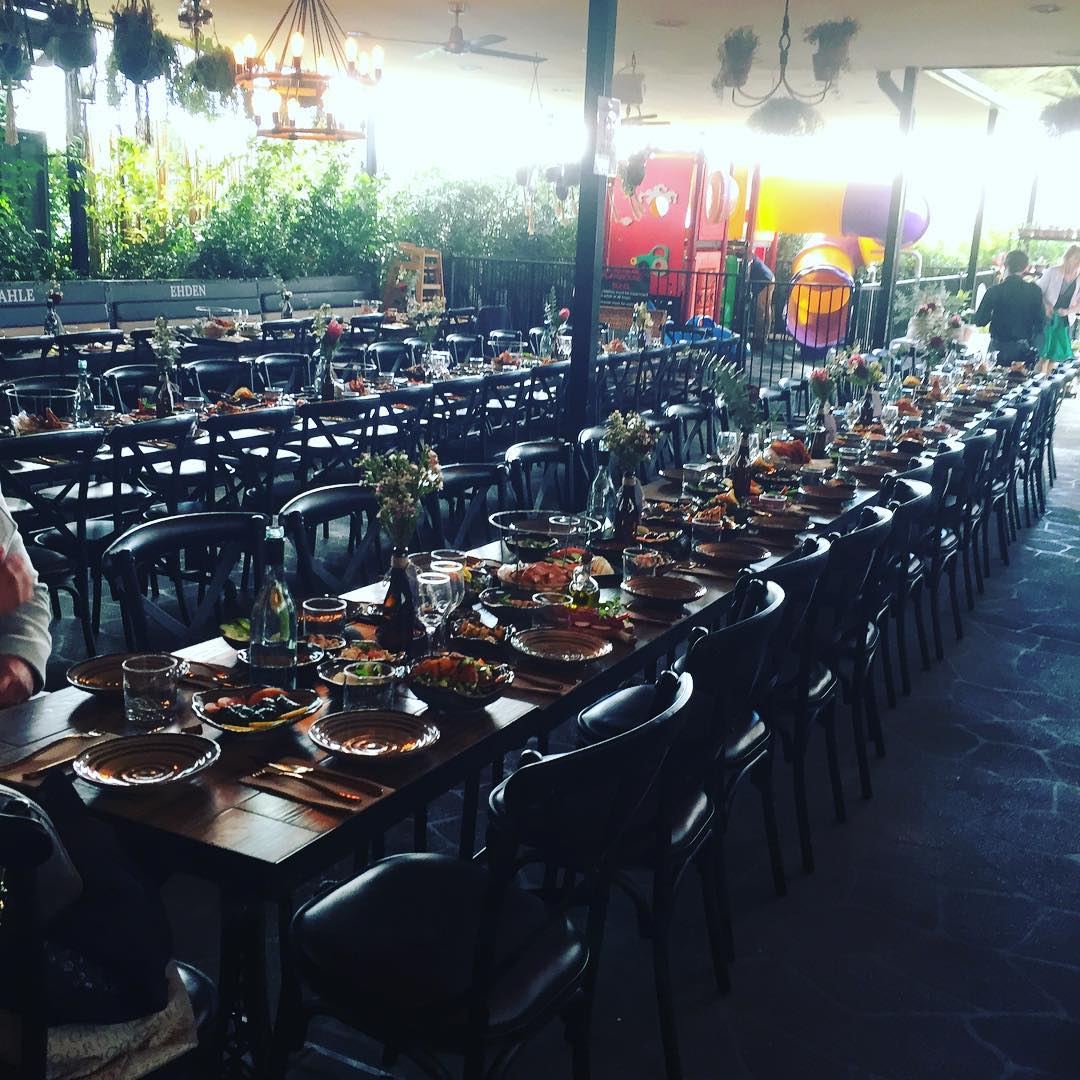 Itza Mezza Bar & Grill