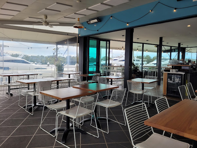 Quarterdeck Kitchen + Bar
