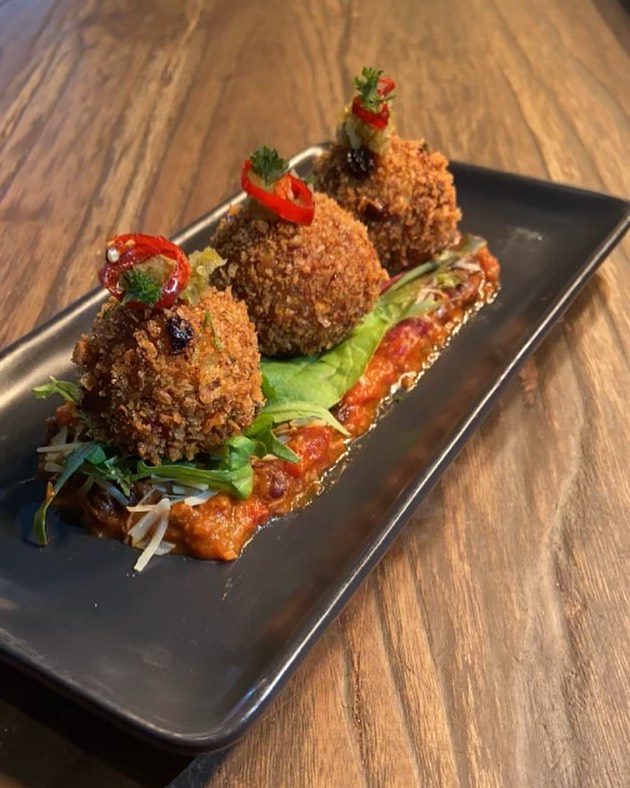 Barca.Love - American BBQ & Bar