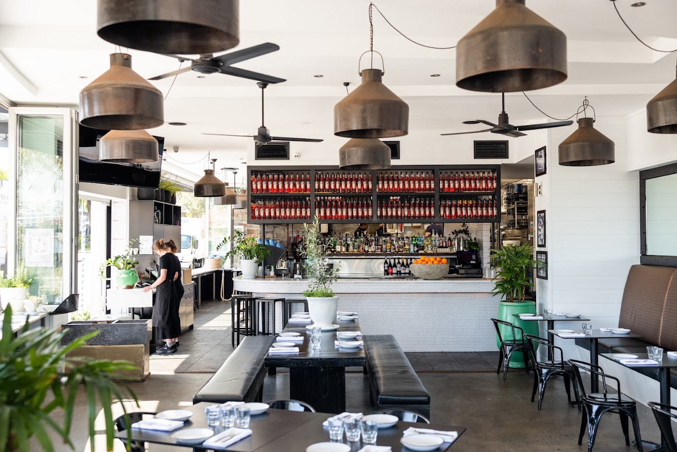 IL MOLO Italian Kitchen & Bar