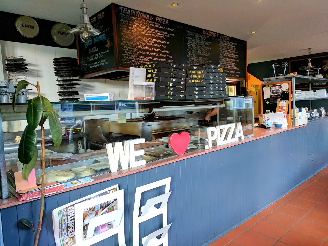 Piatsa Pizza Cafe