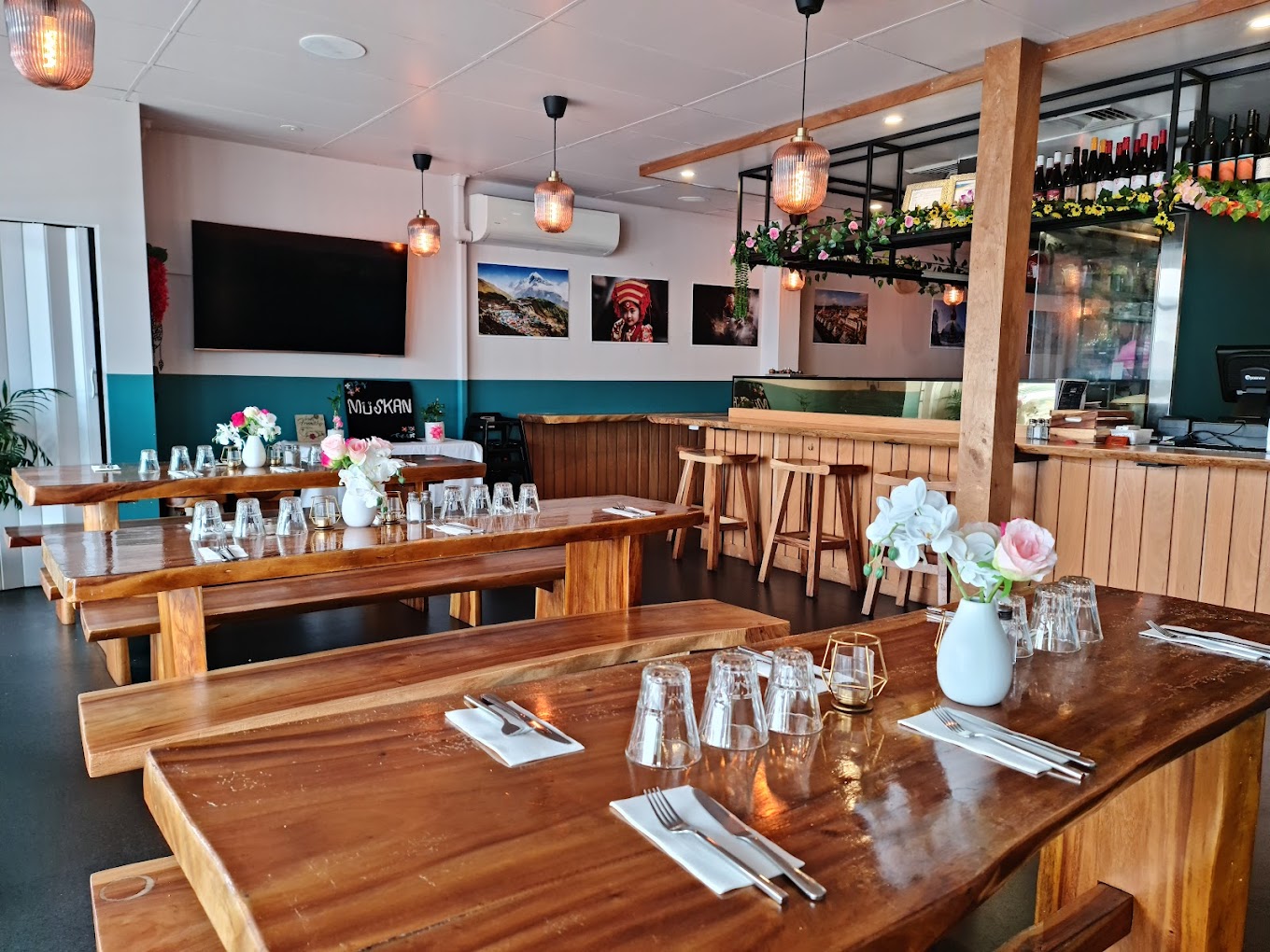 Muskan Bar and Kitchen