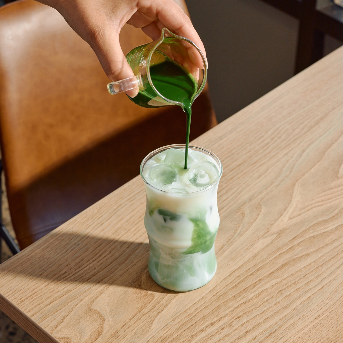 Yuna Cafe & Restaurant
