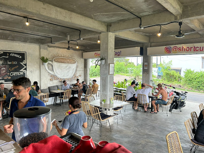 Shortcut Cafe Canggu, pererenan