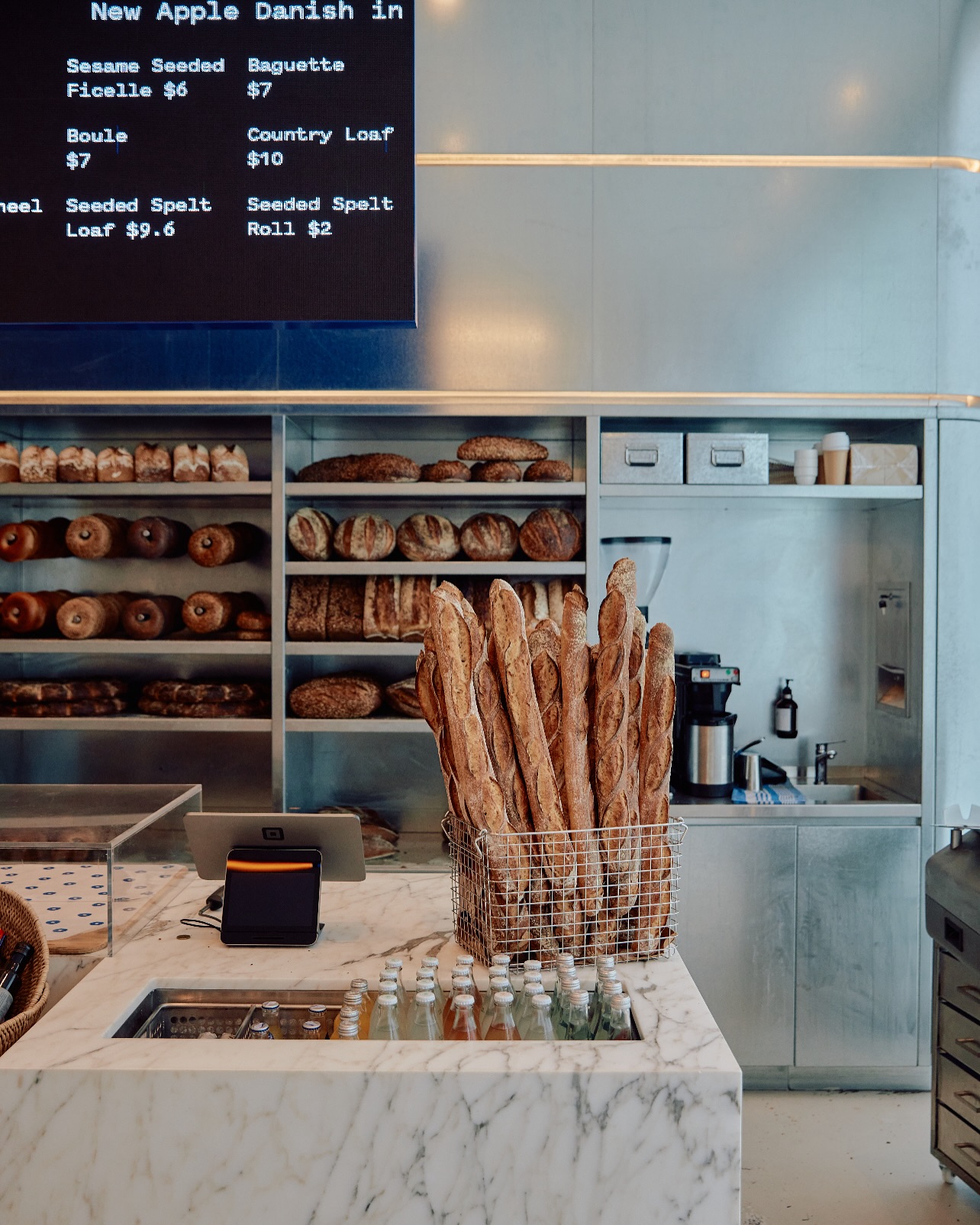 Baker Bleu - Hawthorn