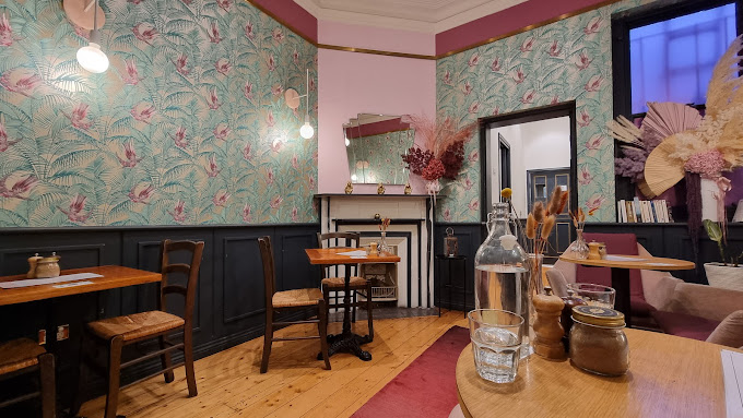 Chez Mademoiselle