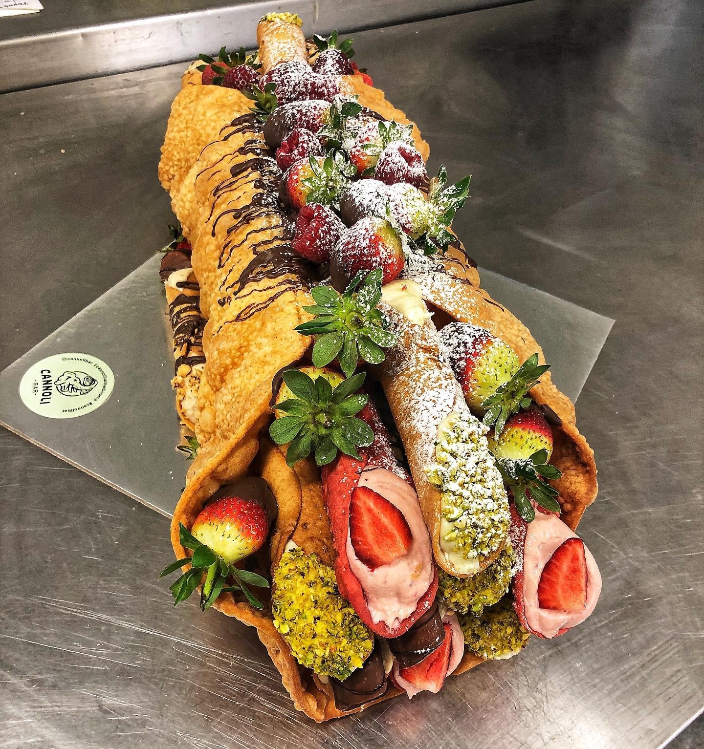 Cannoli Bar