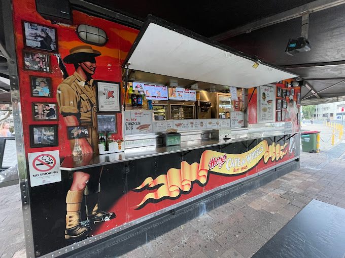Harry's Café de Wheels - Woolloomooloo