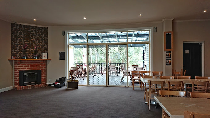 Brown Hill Hotel