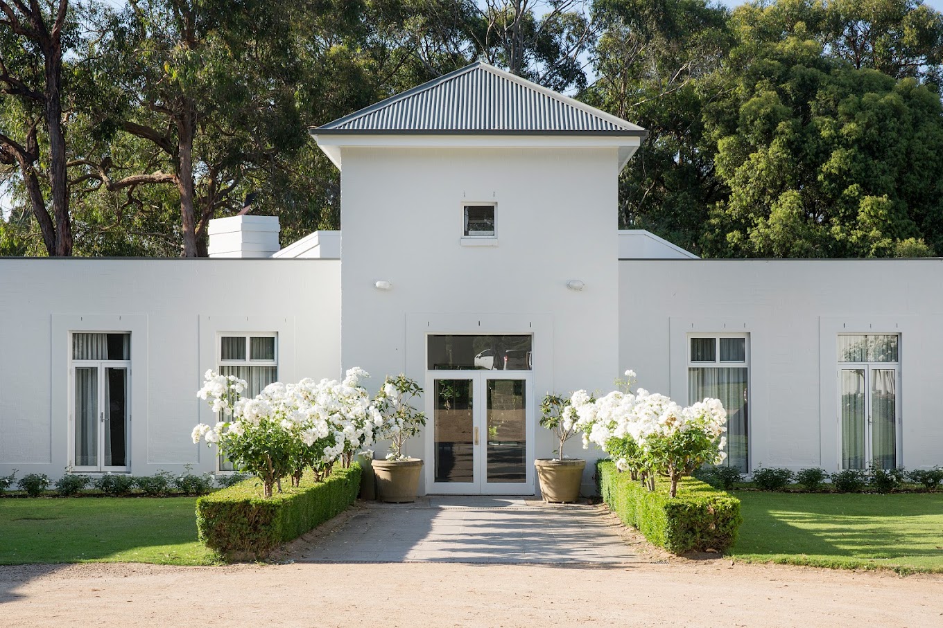Lancemore Lindenderry Red Hill