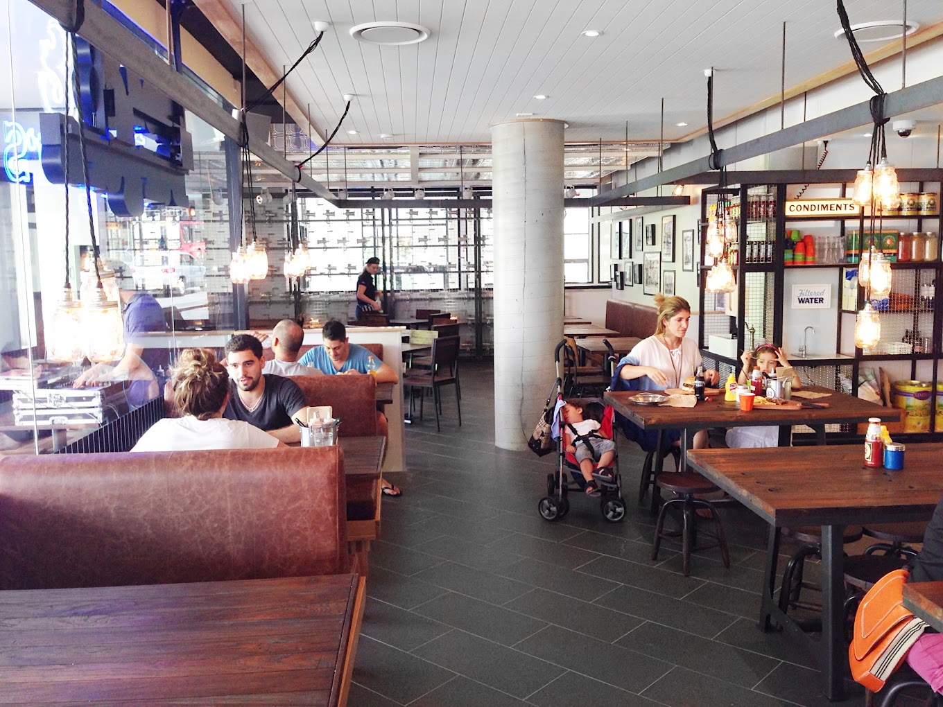 Ribs & Burgers Chatswood