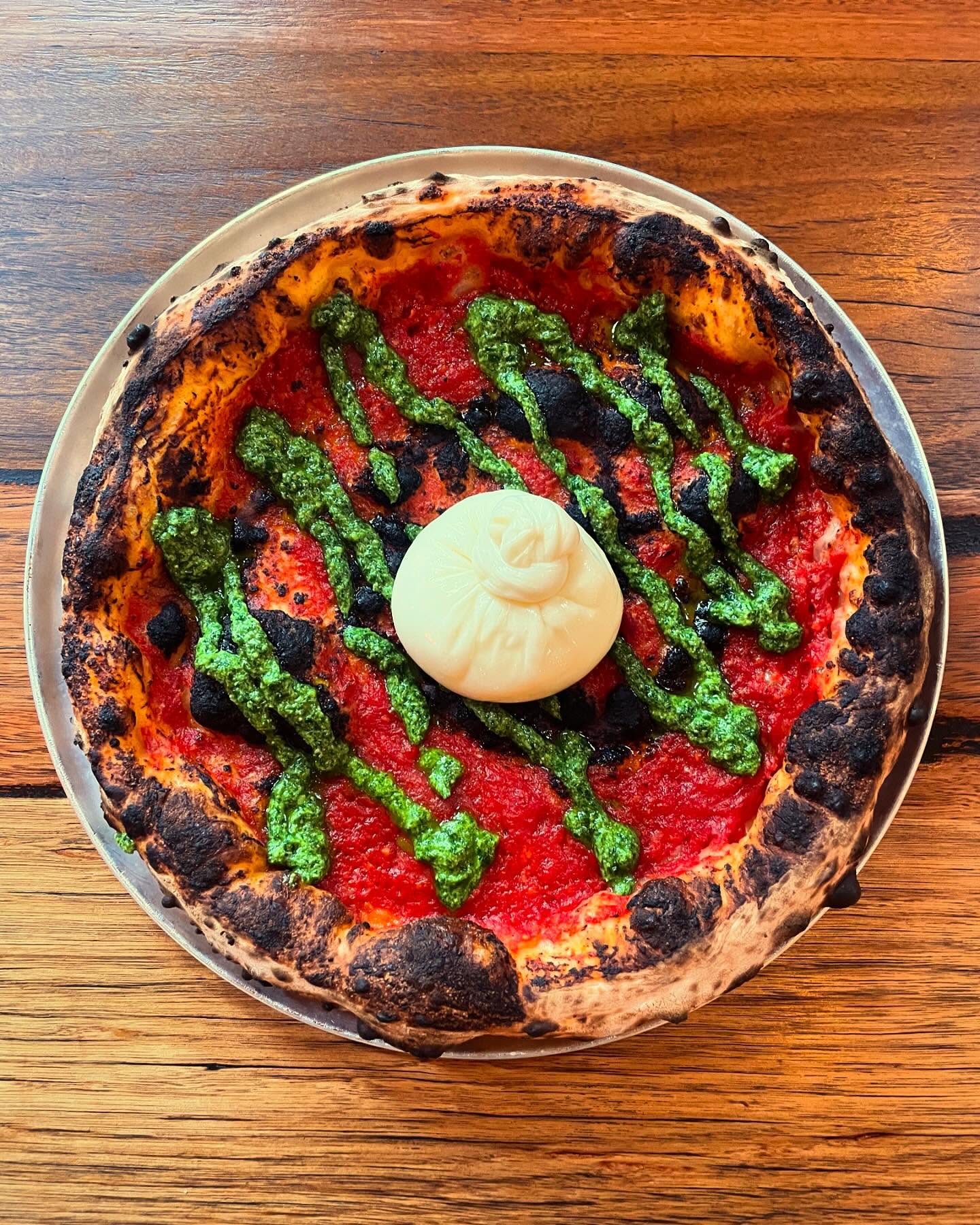 Lou’s Pizza & Wine