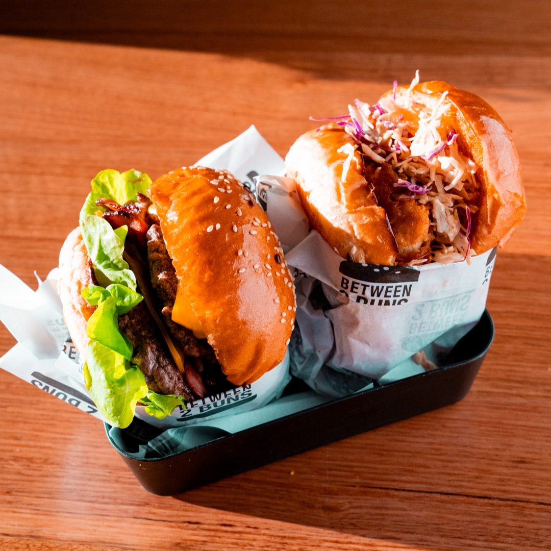 Between 2 Buns
