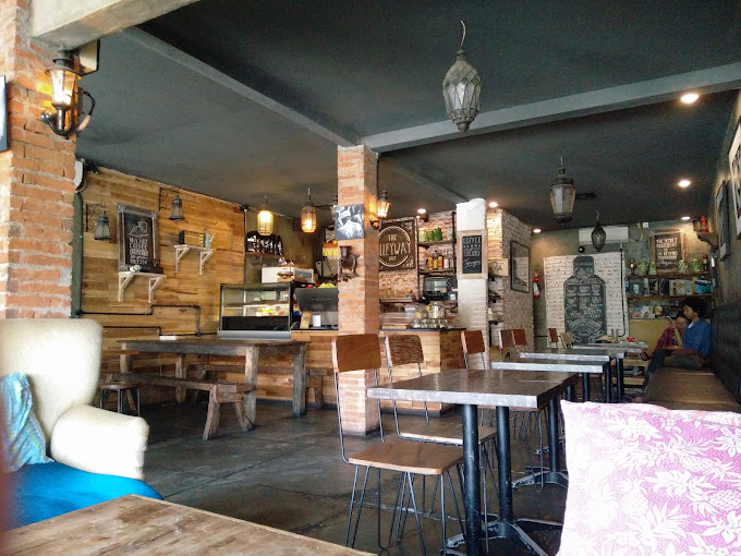 The Alleyway Cafe