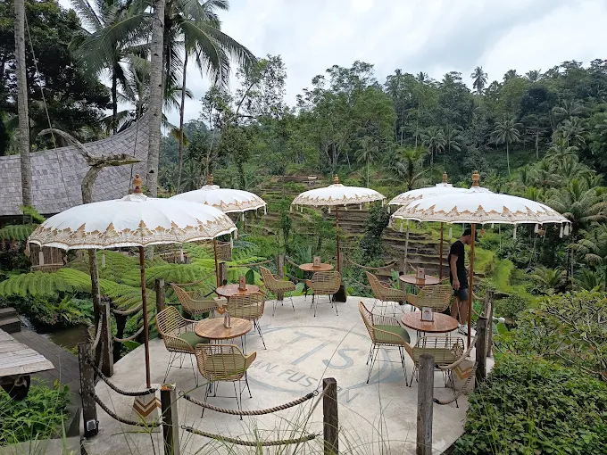 Tis Cafe