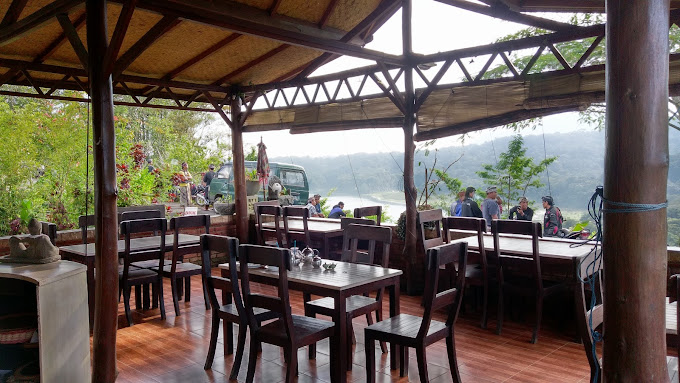 Terrasse du Lac Tamblingan