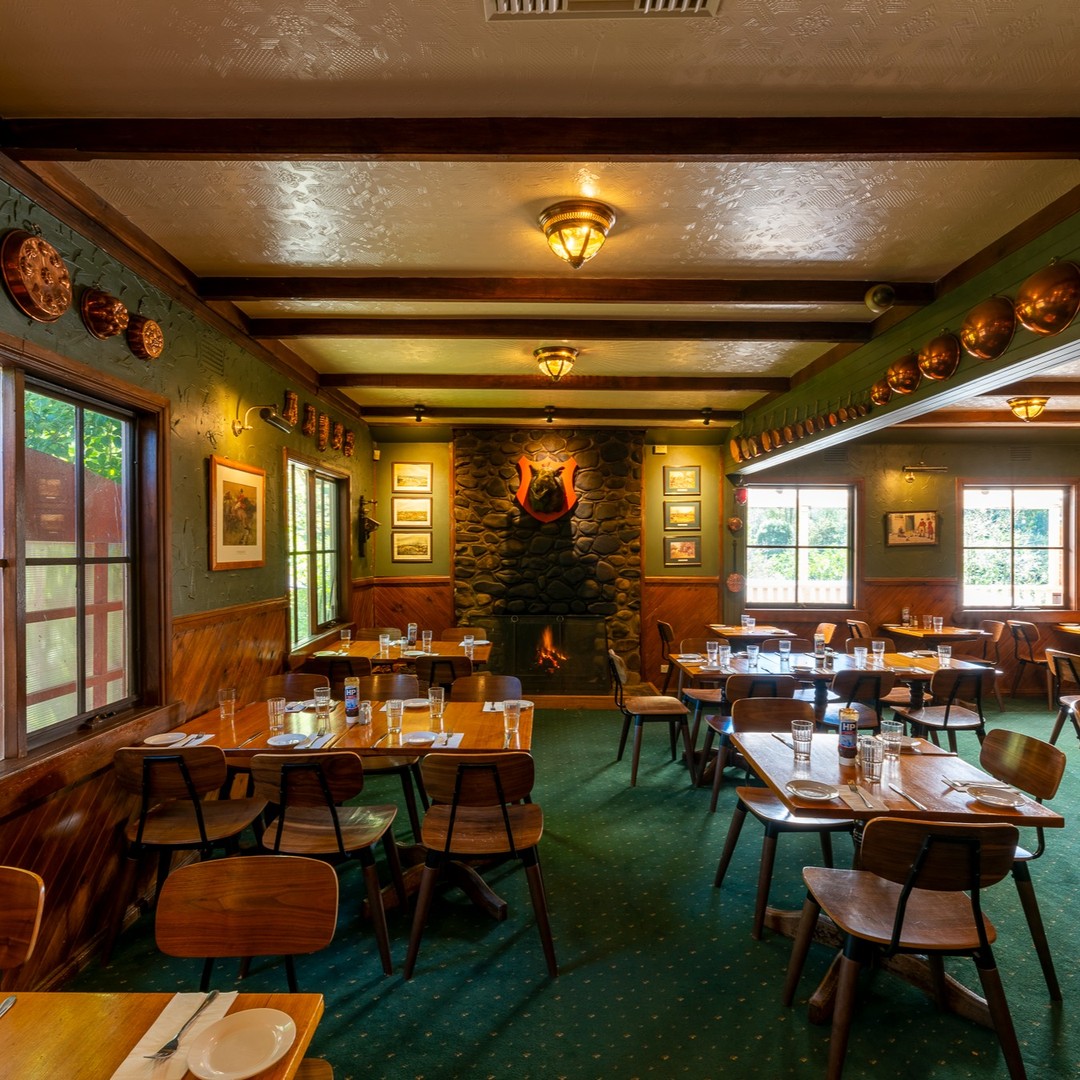Pig & Whistle Tavern