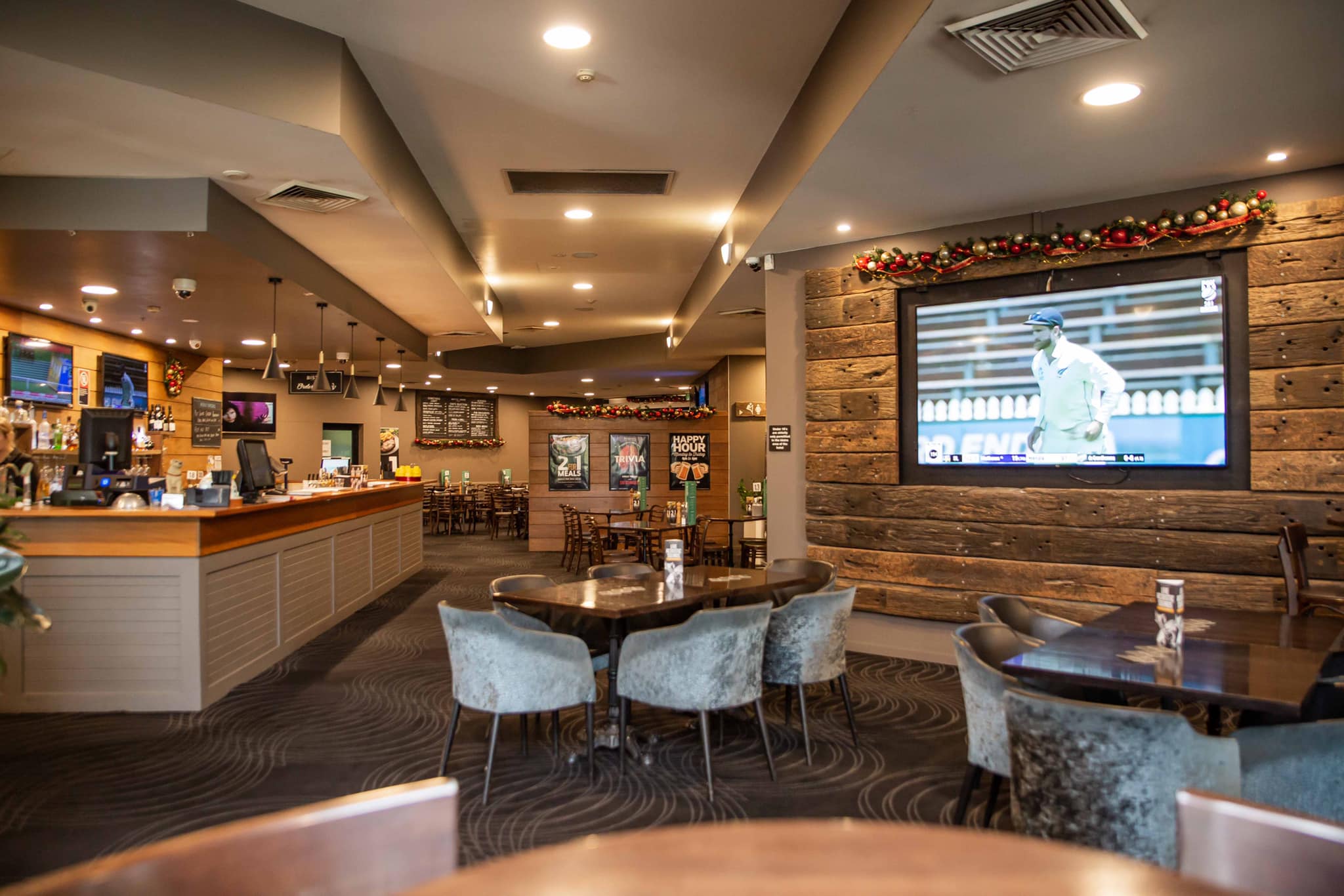 Wattle Grove Hotel