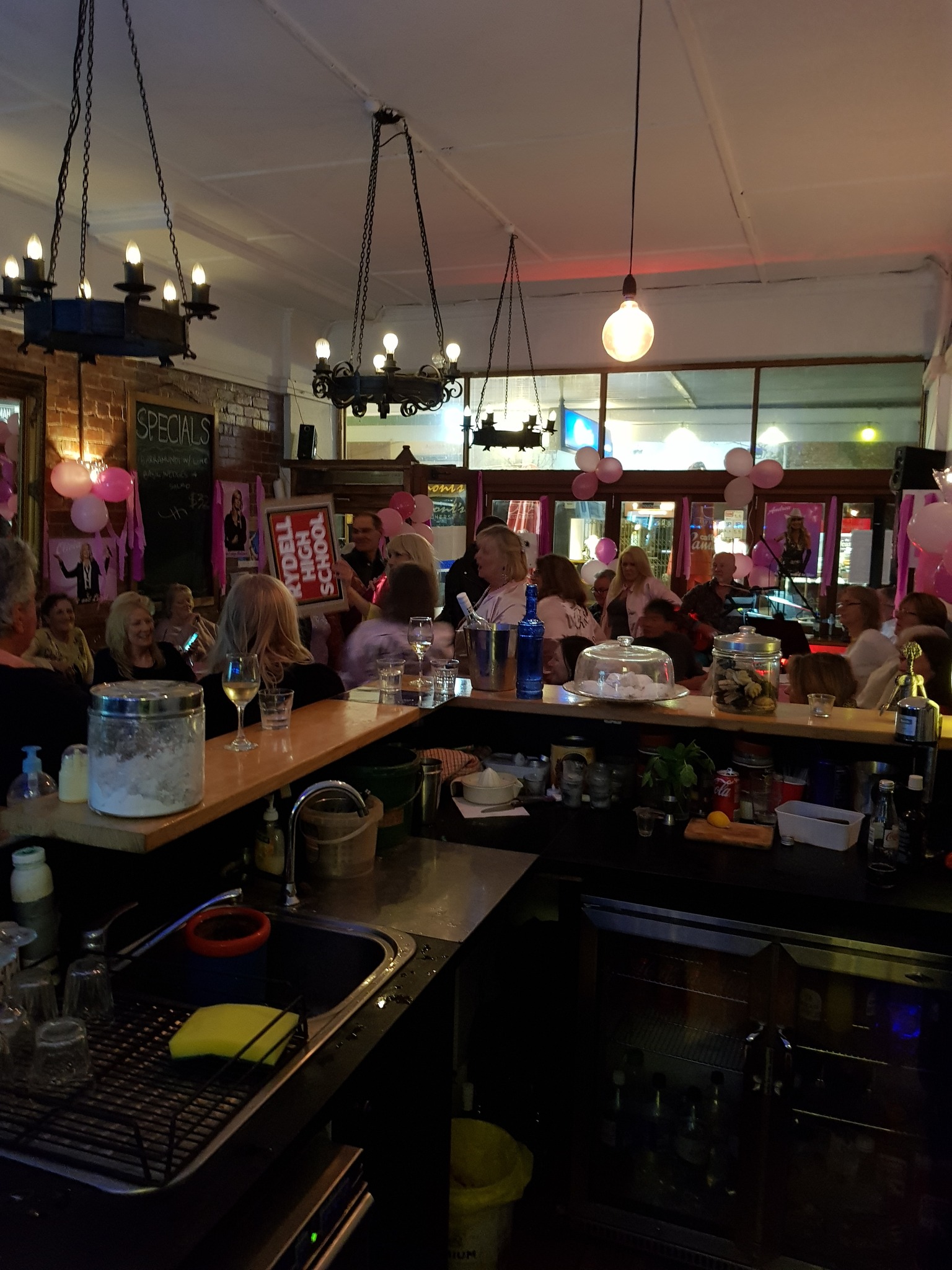 Urchin Bar & Restaurant