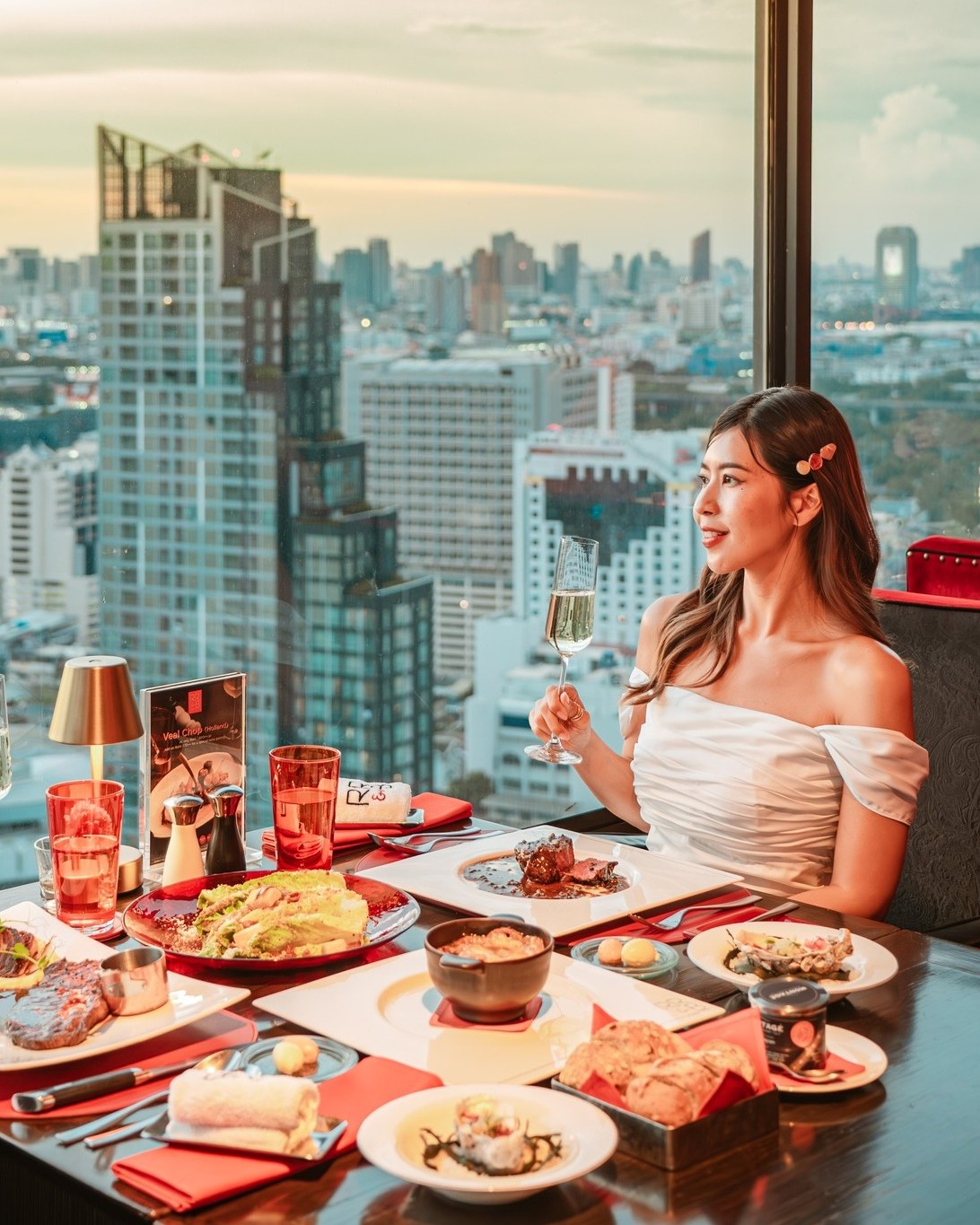 Rib Room & Bar Steakhouse