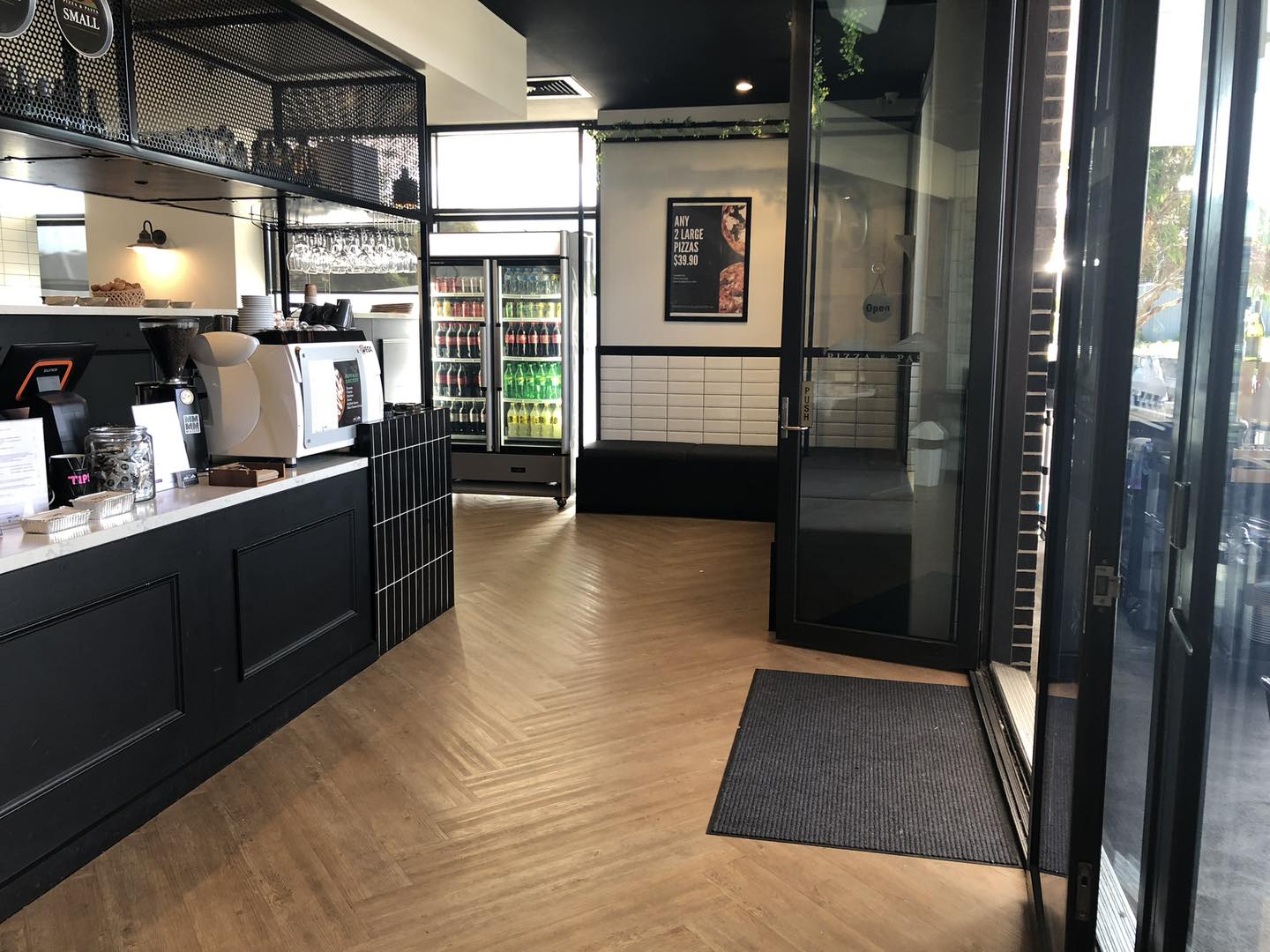 Town & Country Pizza and Pasta North Torquay