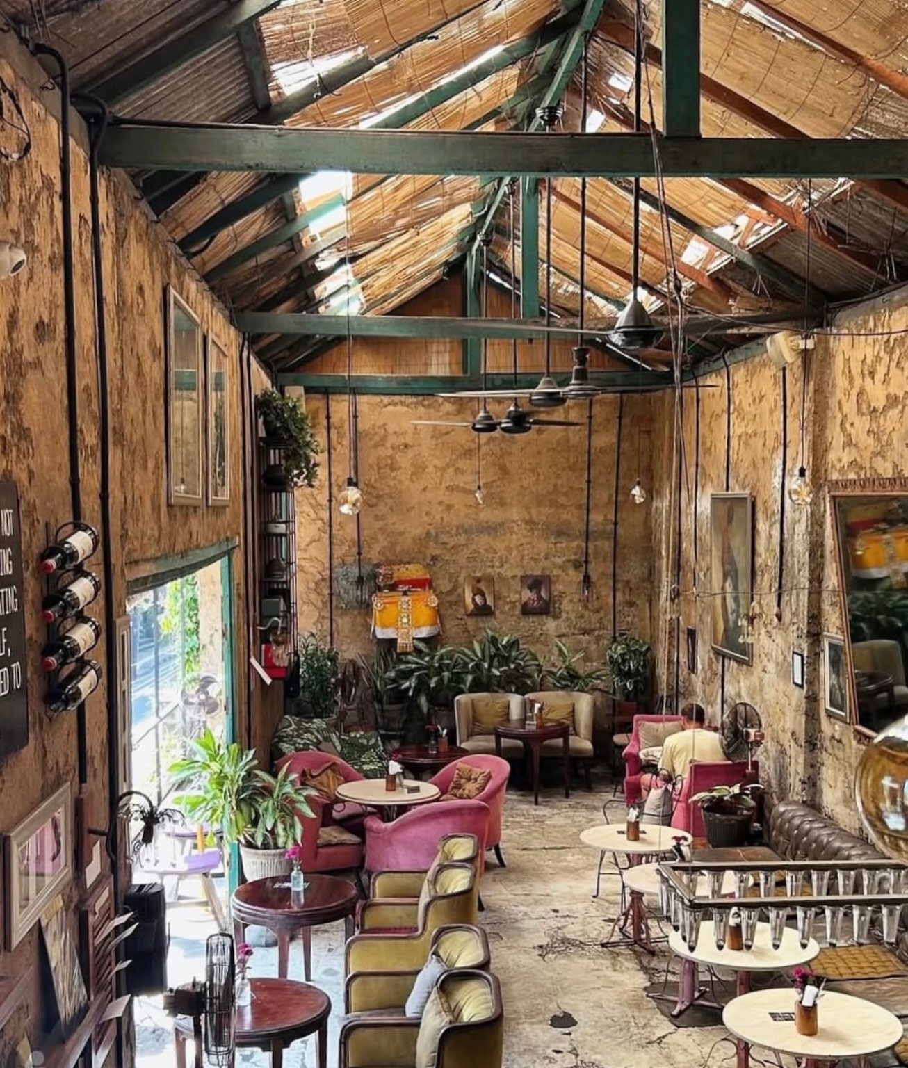 Lazy Cats Cafe