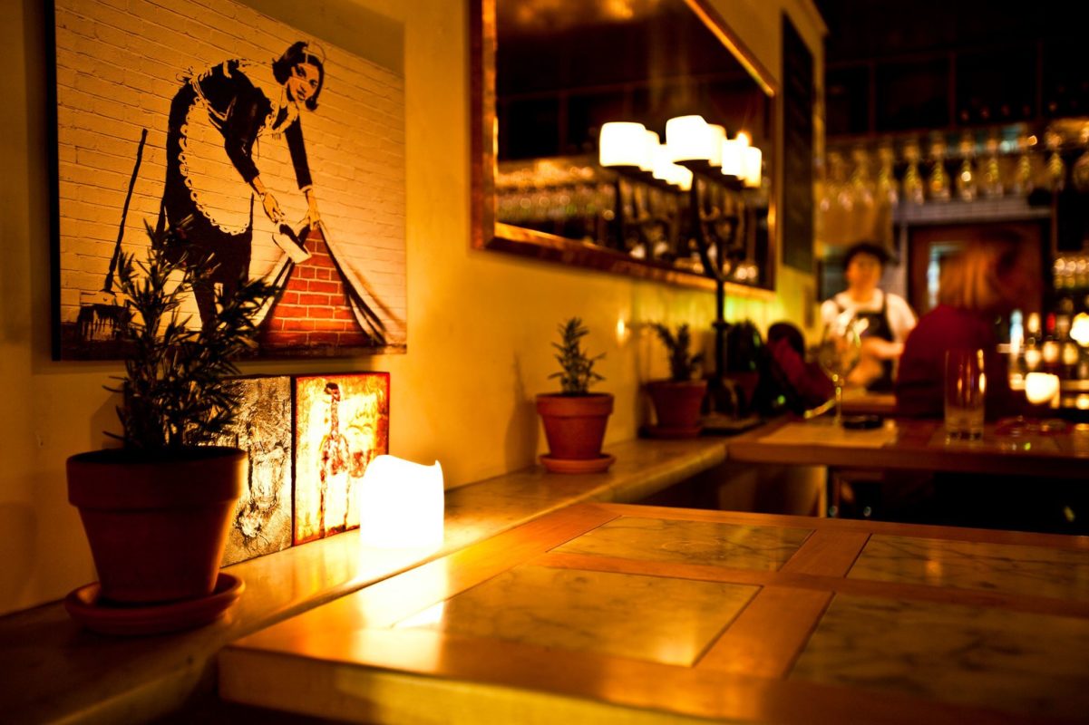Vesuvio Jazz & Tapas Bar