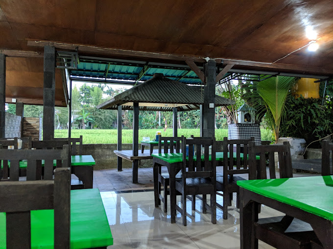 Warung Nasi Babi Guling Men Agus