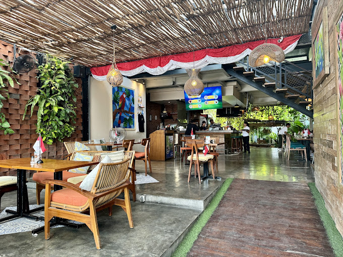 Bloom Cafe and Restaurant Seminyak