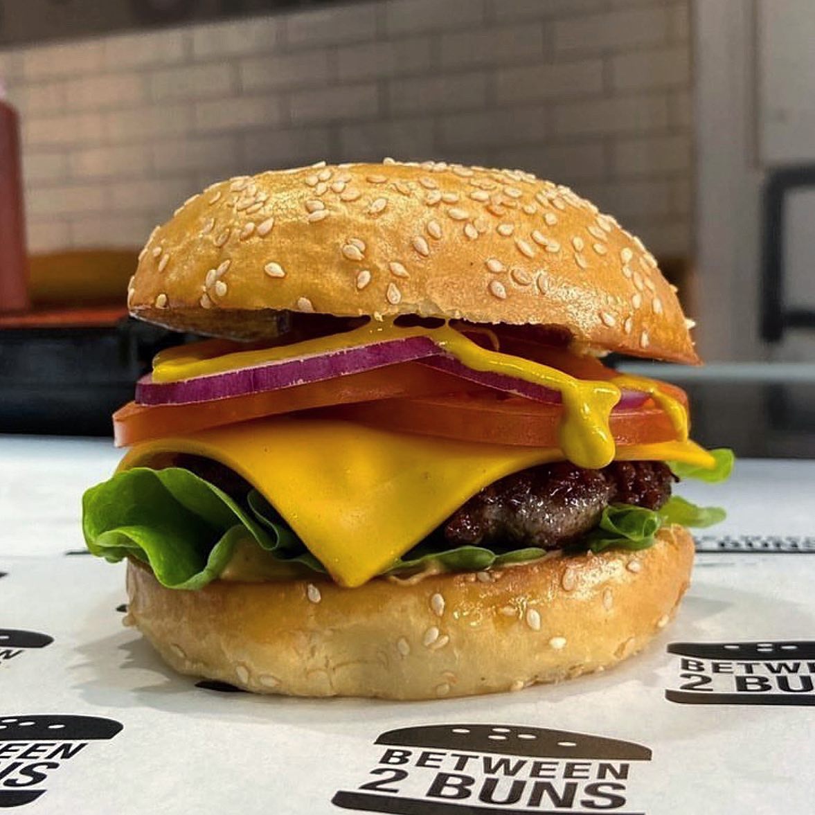 Between 2 Buns