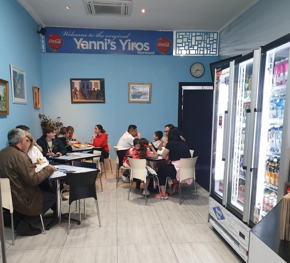 Yanni's Yiros